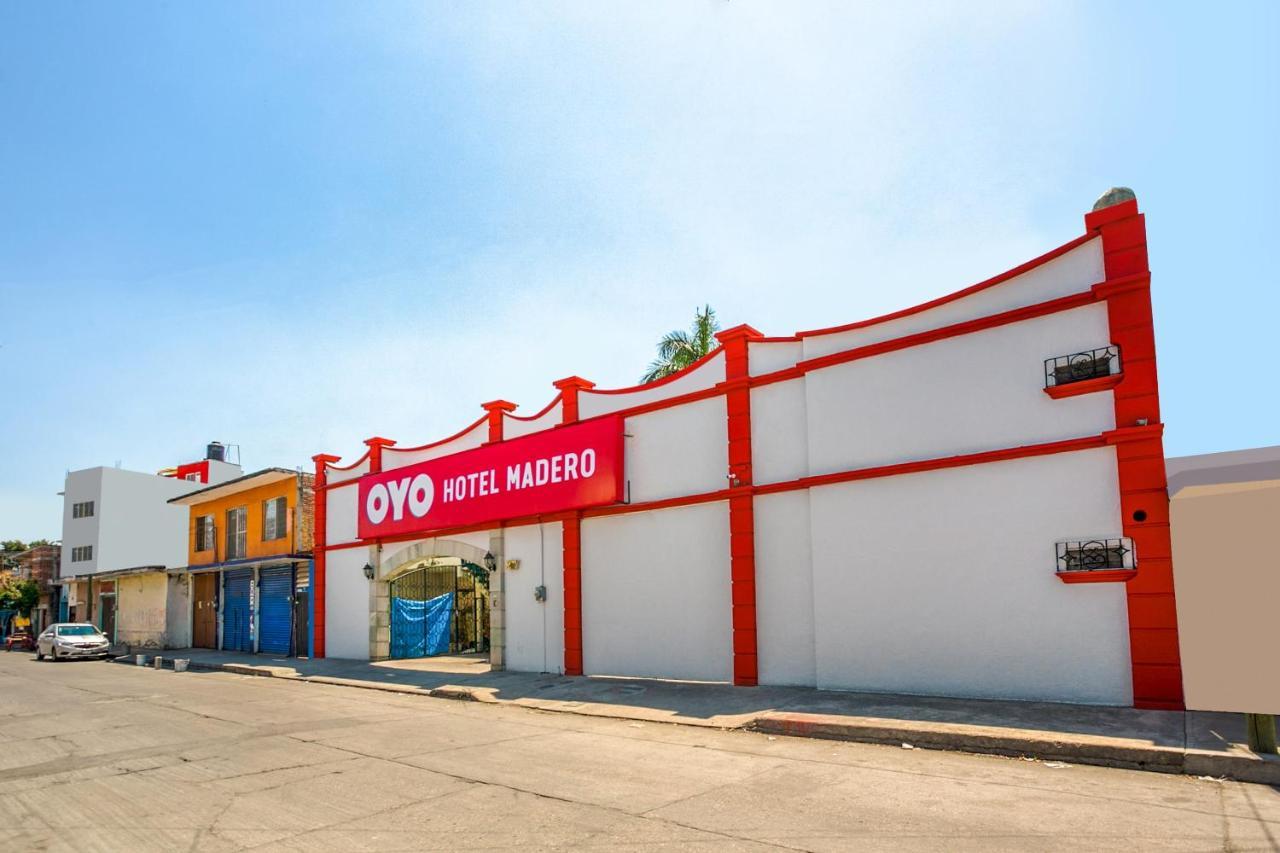 OYO Hotel Madero Cuernavaca Buitenkant foto
